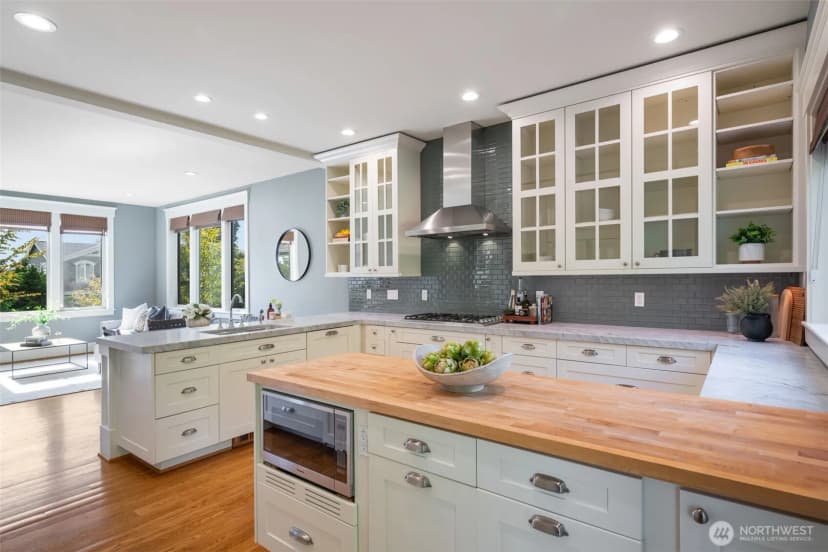Property photo for 6008 Oberlin Avenue Ne, Seattle photo 12