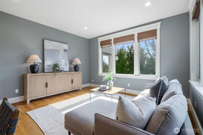 Property photo for 6008 Oberlin Avenue Ne, Seattle photo 8