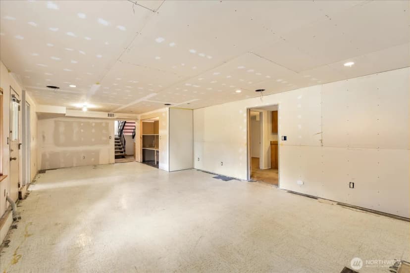 Property photo for 17207 76th Avenue W, Edmonds photo 25