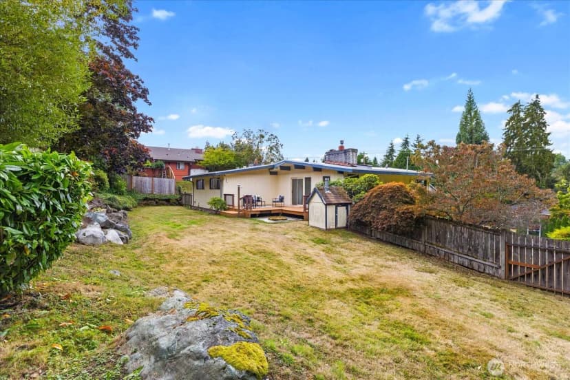 Property photo for 17207 76th Avenue W, Edmonds photo 33