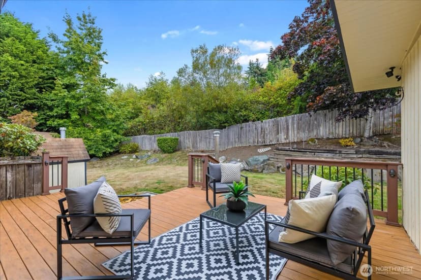 Property photo for 17207 76th Avenue W, Edmonds photo 31