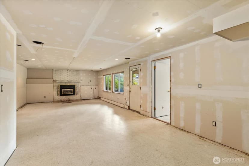 Property photo for 17207 76th Avenue W, Edmonds photo 24