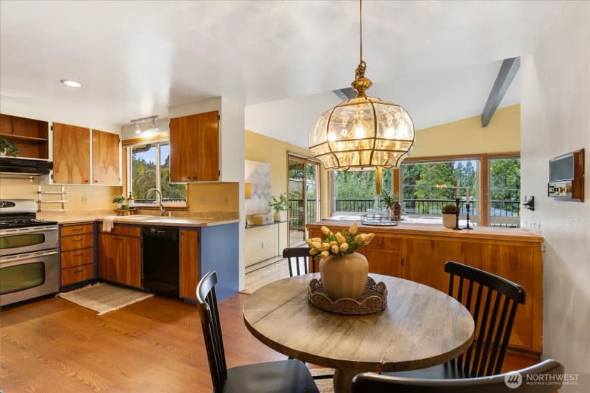 Property photo for 17207 76th Avenue W, Edmonds photo 12