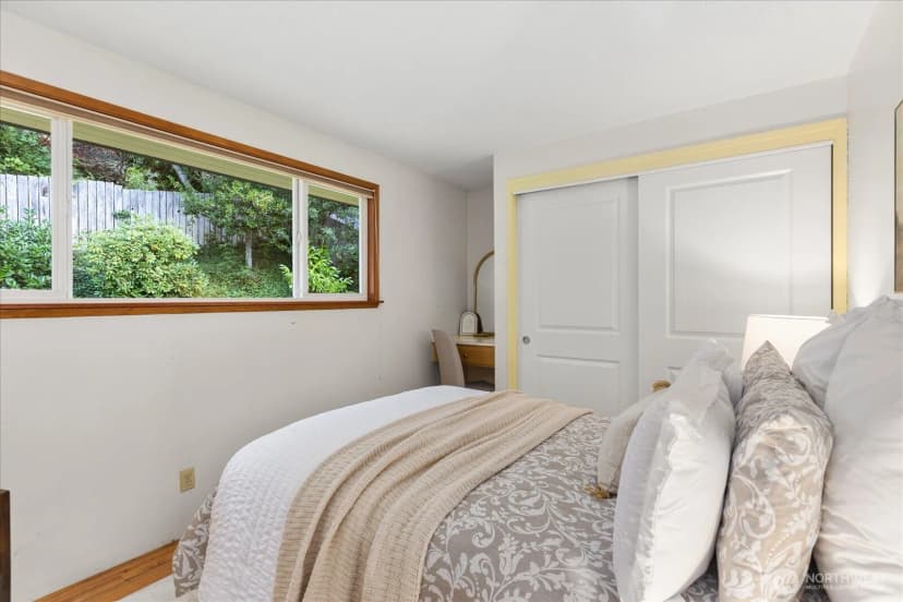 Property photo for 17207 76th Avenue W, Edmonds photo 20