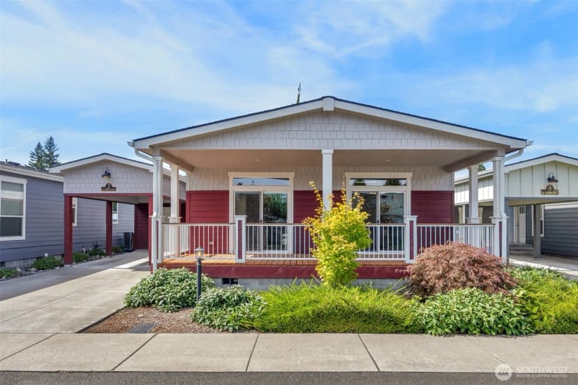 Property photo for 4424 84th Street Ne #2, Marysville photo 2