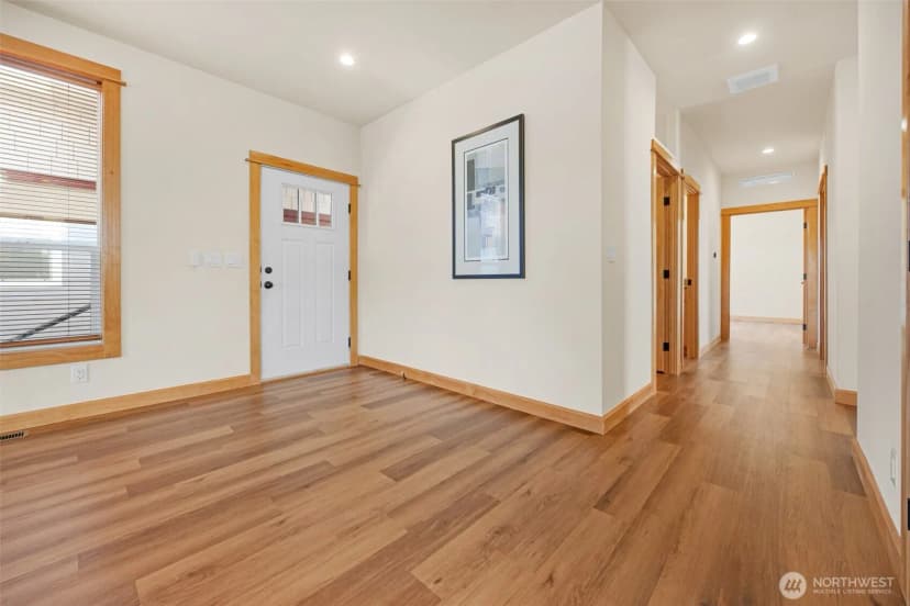 Property photo for 4424 84th Street Ne #2, Marysville photo 6