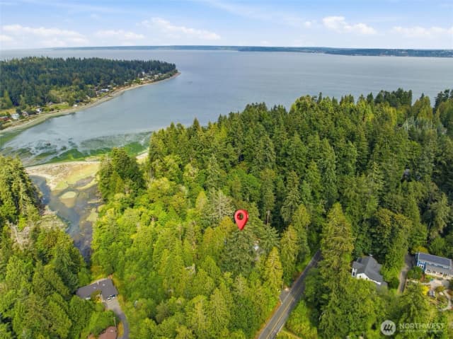 Property photo for 9720 Ne Lofgren Street, Bainbridge Island photo 2