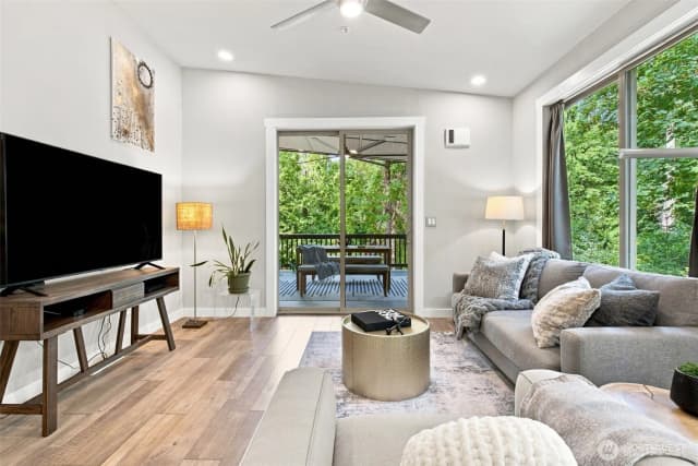 Property photo for 9720 Ne Lofgren Street, Bainbridge Island photo 4