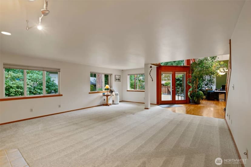Property photo for 19810 Ne 98th Avenue, Bothell photo 22