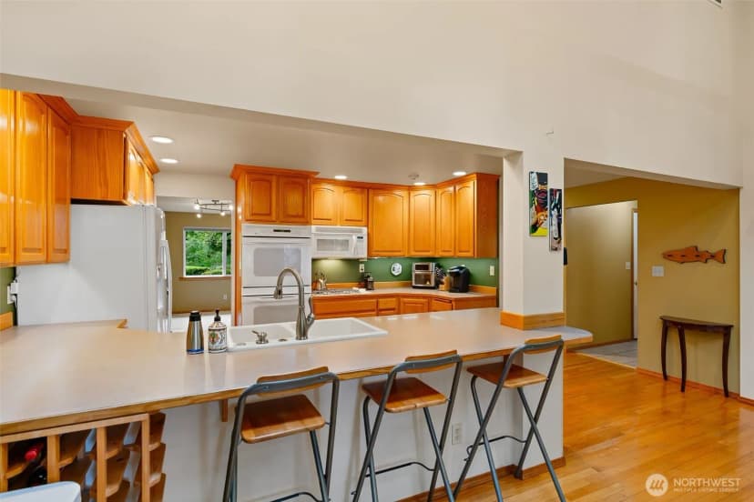 Property photo for 19810 Ne 98th Avenue, Bothell photo 14