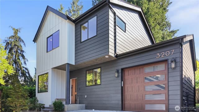 Property photo for 3907 Ne 94th Street, Seattle