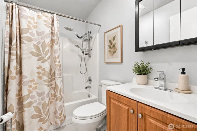 Property photo for 19005 60th Street E, Lake Tapps photo 10