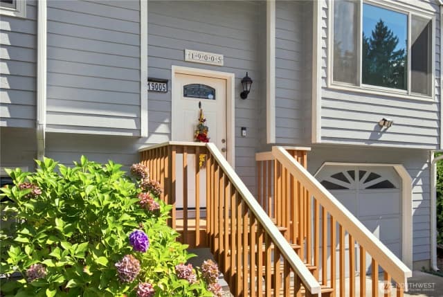 Property photo for 19005 60th Street E, Lake Tapps photo 2