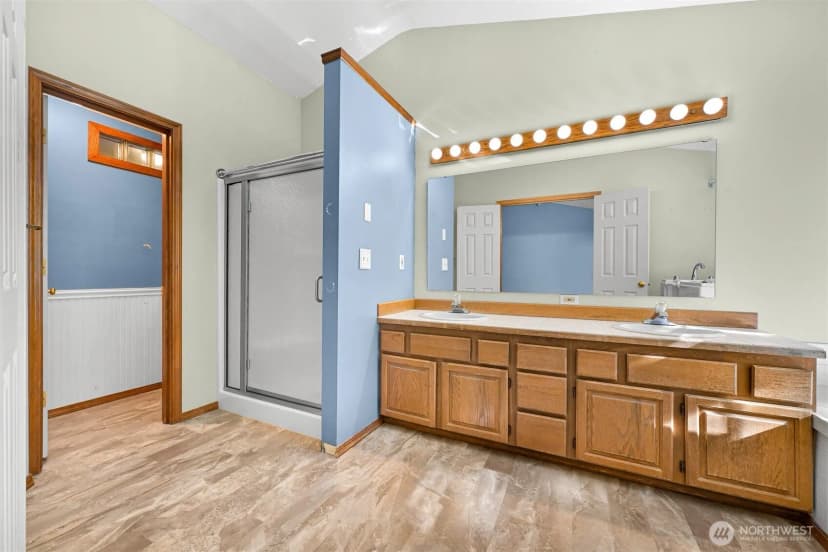 Property photo for 619 Canyon View Drive, Bellingham photo 25