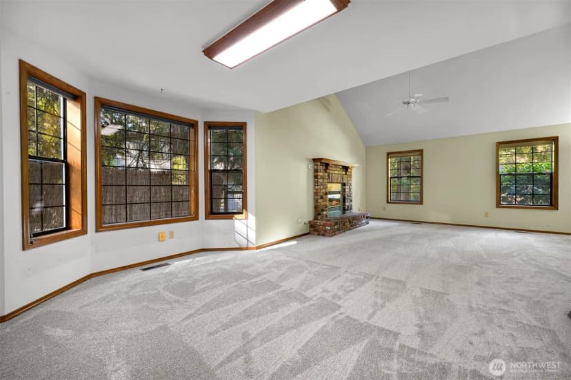 Property photo for 619 Canyon View Drive, Bellingham photo 9