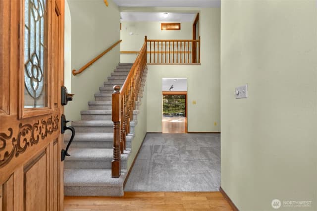 Property photo for 619 Canyon View Drive, Bellingham photo 2