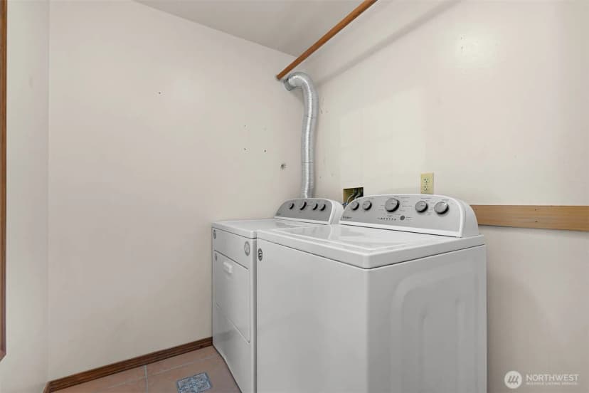 Property photo for 619 Canyon View Drive, Bellingham photo 30