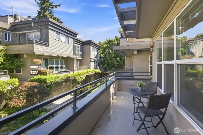Property photo for 12506 26th Avenue Ne #a103, Seattle photo 9