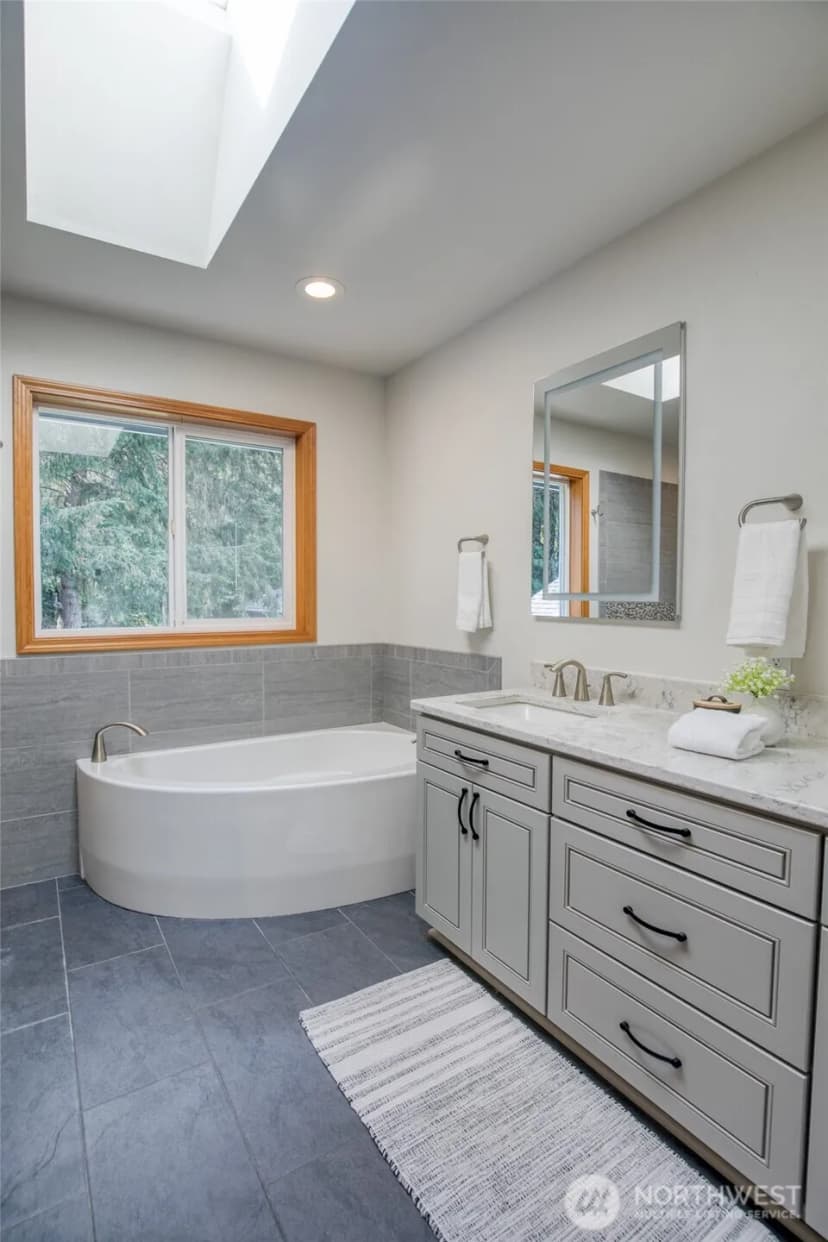 Property photo for 7139 Deerfield Park Drive Ne, Olympia photo 27