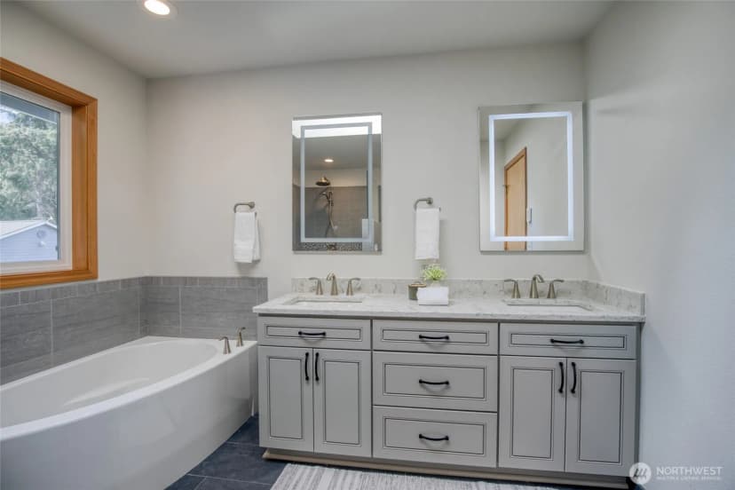Property photo for 7139 Deerfield Park Drive Ne, Olympia photo 28