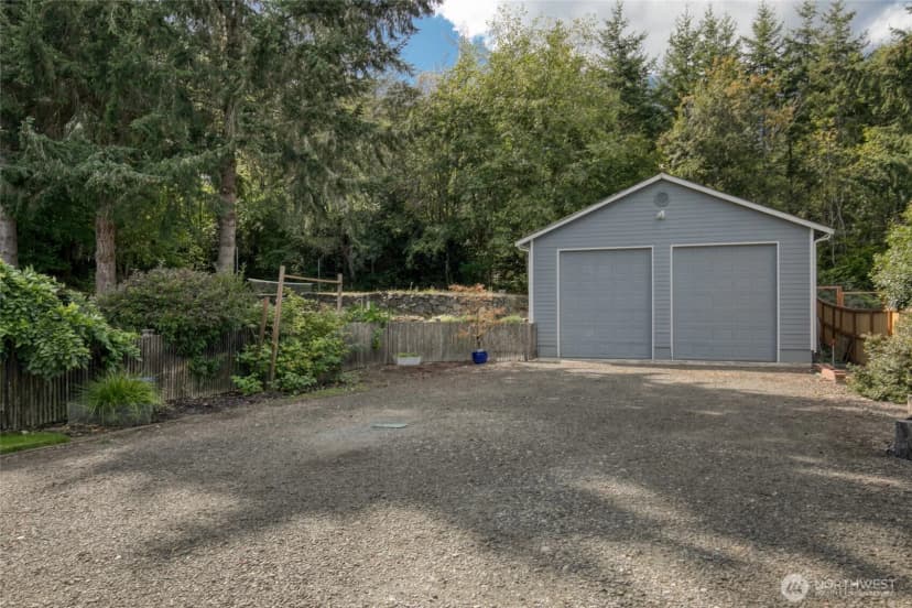 Property photo for 7139 Deerfield Park Drive Ne, Olympia photo 8