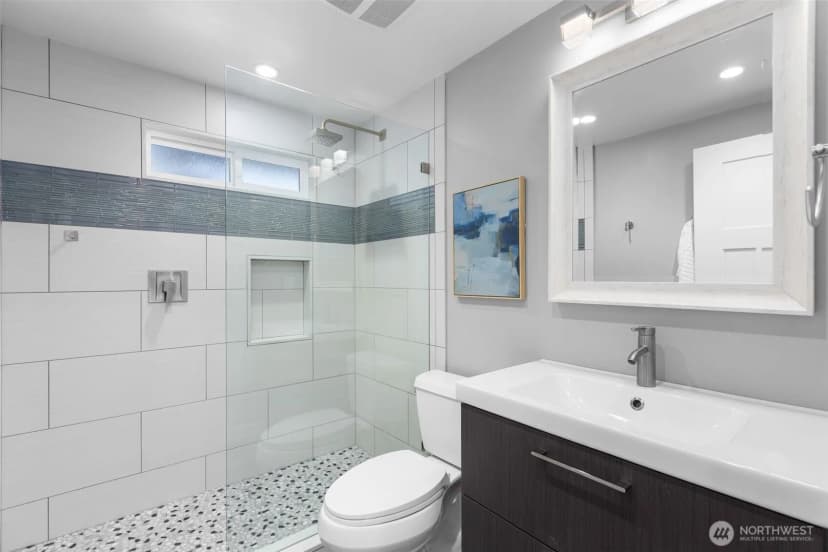 Property photo for 7925 15th Avenue Sw, Seattle photo 18