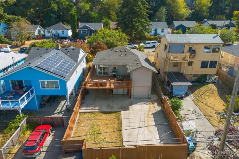 Property photo for 7925 15th Avenue Sw, Seattle photo 37