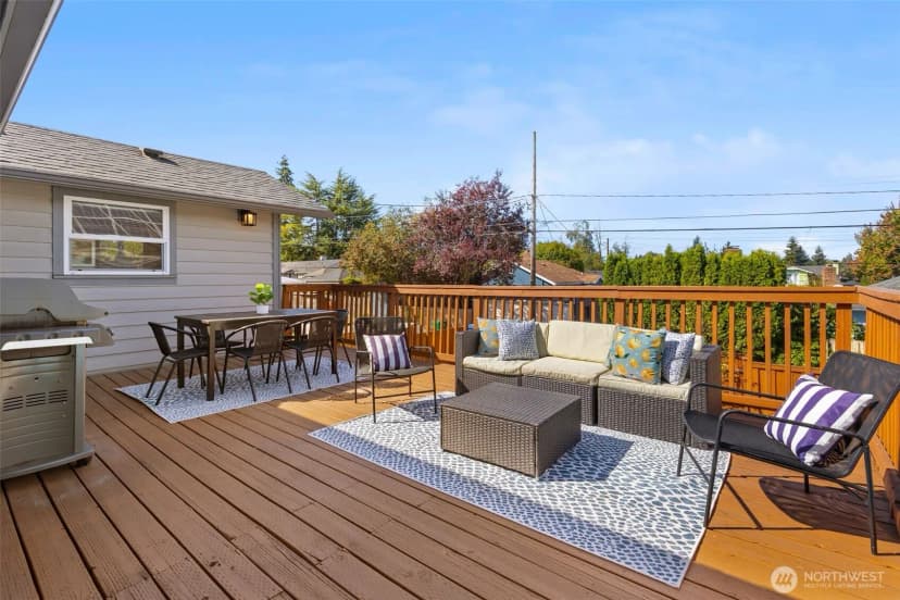 Property photo for 7925 15th Avenue Sw, Seattle photo 16