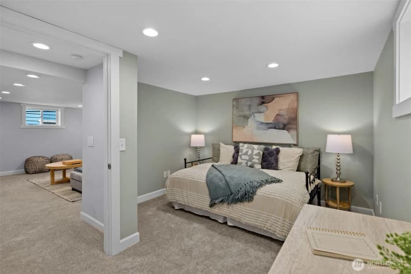 Property photo for 7925 15th Avenue Sw, Seattle photo 28
