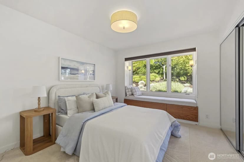Property photo for 4342 Somerset Boulevard Se, Bellevue photo 24
