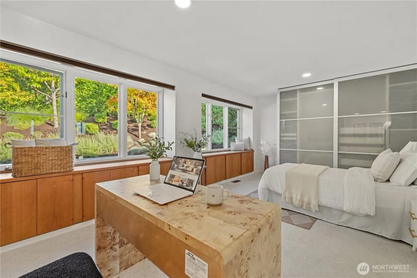 Property photo for 4342 Somerset Boulevard Se, Bellevue photo 26