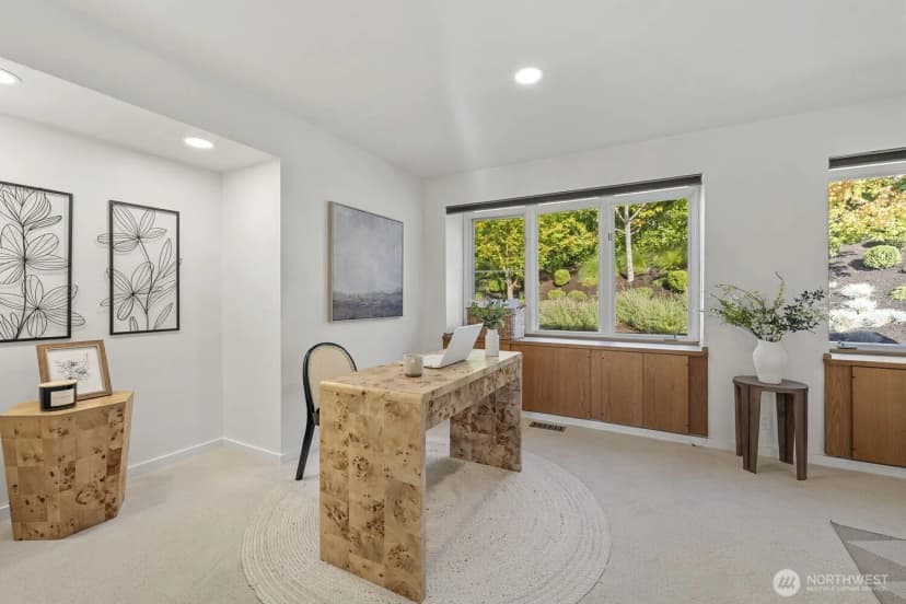 Property photo for 4342 Somerset Boulevard Se, Bellevue photo 25
