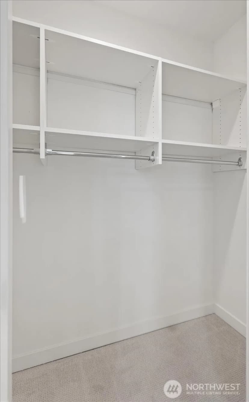 Property photo for 10748 Interlake Avenue N, Seattle photo 15
