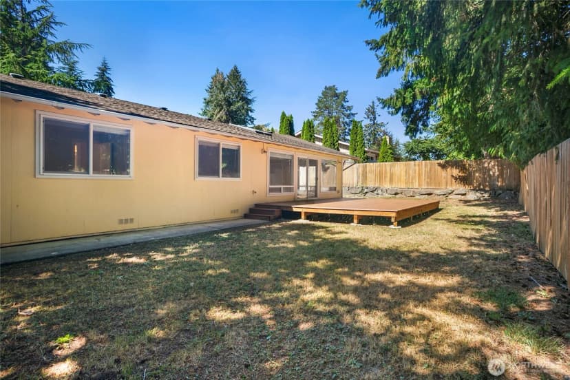 Property photo for 1012 179th Place Ne, Bellevue photo 25