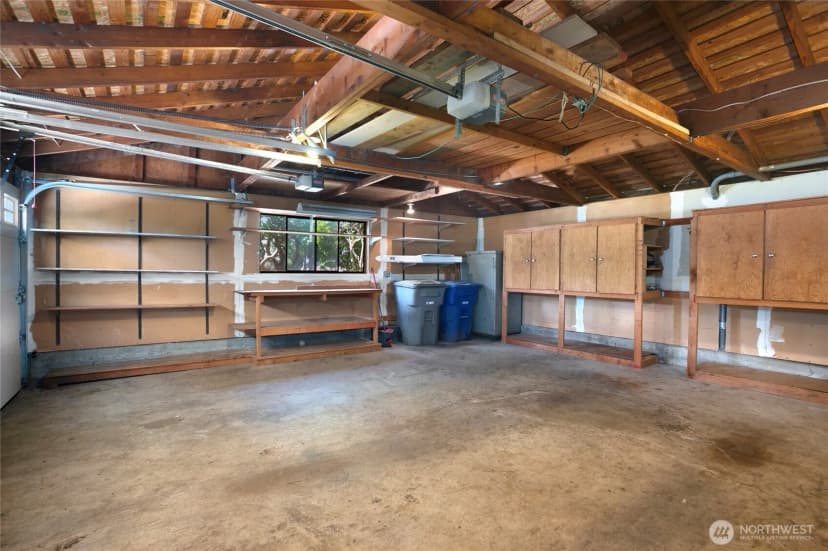 Property photo for 1012 179th Place Ne, Bellevue photo 20