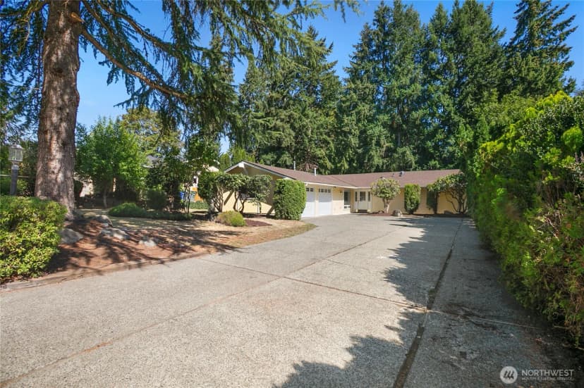 Property photo for 1012 179th Place Ne, Bellevue photo 2