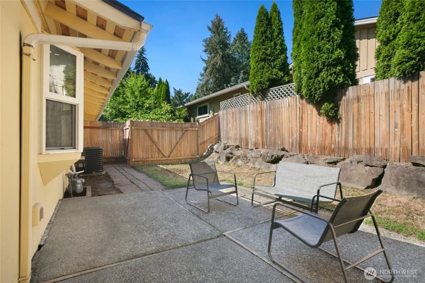 Property photo for 1012 179th Place Ne, Bellevue photo 22