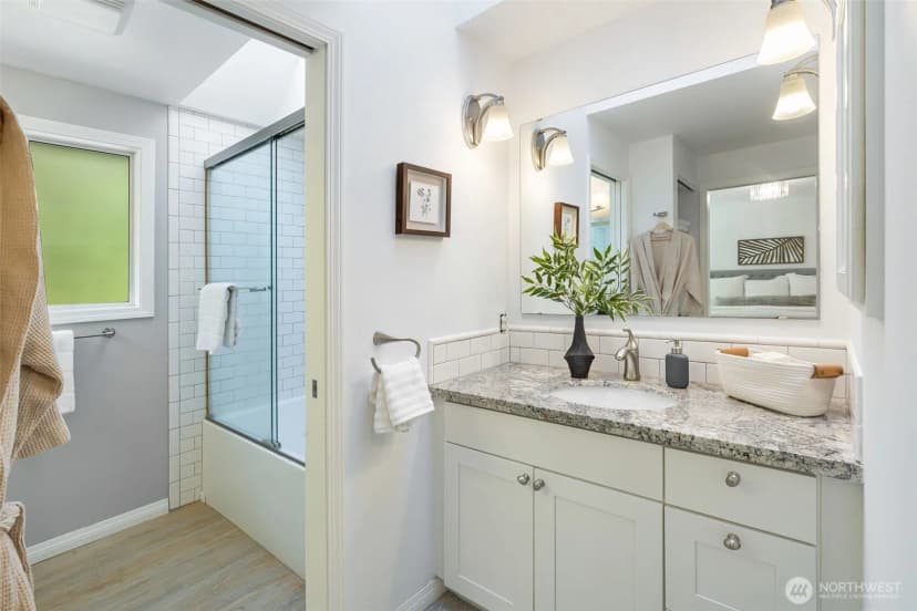 Property photo for 24020 Se 42nd Street, Sammamish photo 25