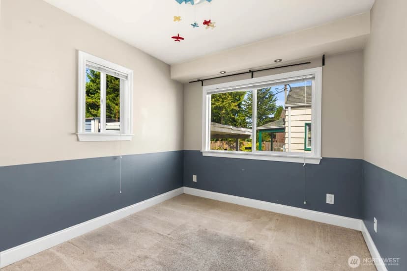 Property photo for 105 Wells Ave N, Renton photo 8