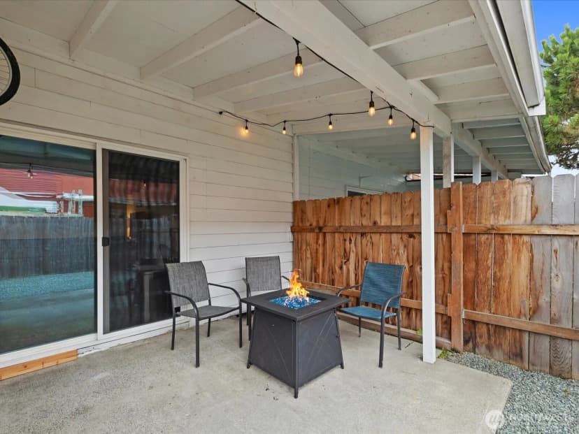 Property photo for 8919 11th Street Ne, Lake Stevens photo 32
