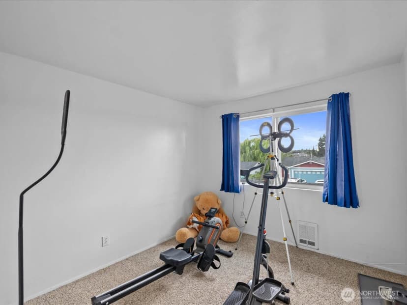Property photo for 8919 11th Street Ne, Lake Stevens photo 22