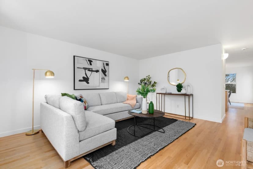 Property photo for 6726 35th Place S, Seattle photo 4