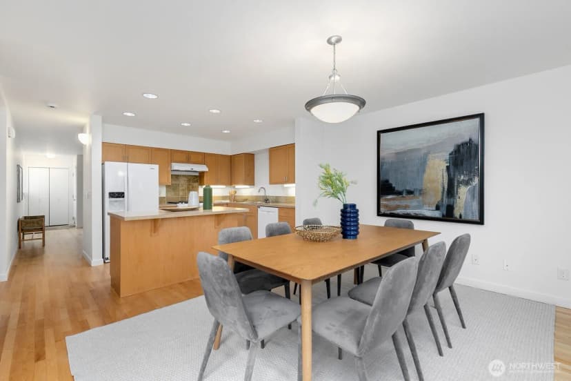 Property photo for 6726 35th Place S, Seattle photo 10