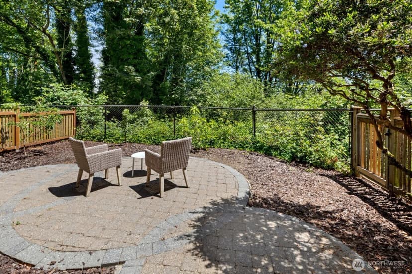 Property photo for 6726 35th Place S, Seattle photo 23