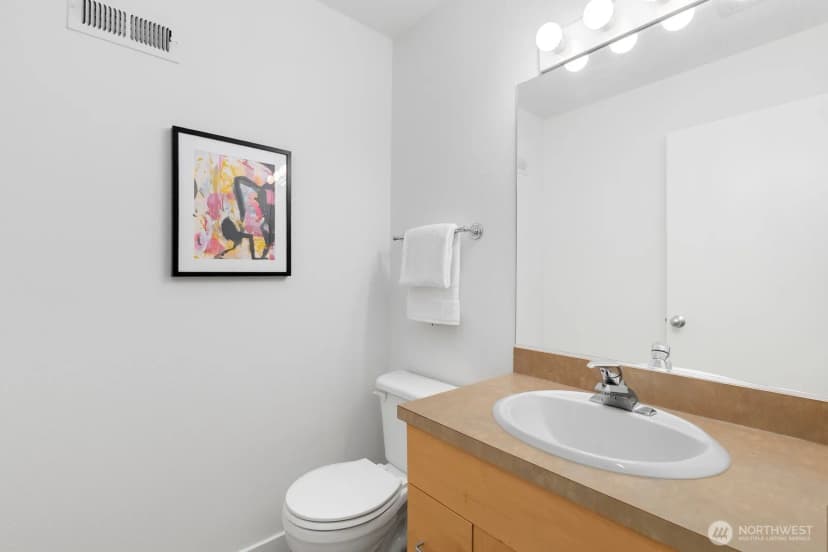 Property photo for 6726 35th Place S, Seattle photo 22