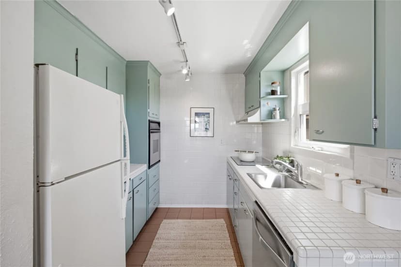 Property photo for 4324 Phinney Avenue N #3, Seattle photo 11