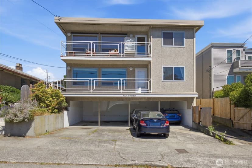 Property photo for 4324 Phinney Avenue N #3, Seattle photo 19