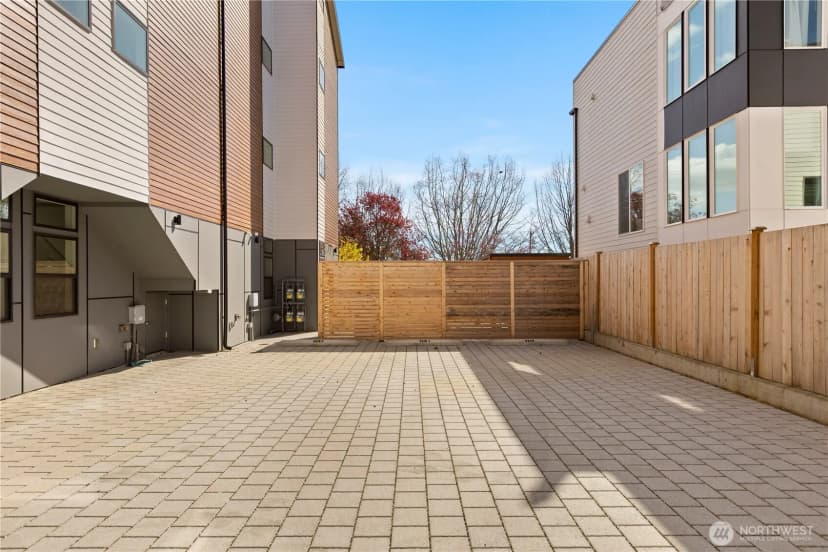 Property photo for 903 A Nw 56th Street, Seattle photo 20