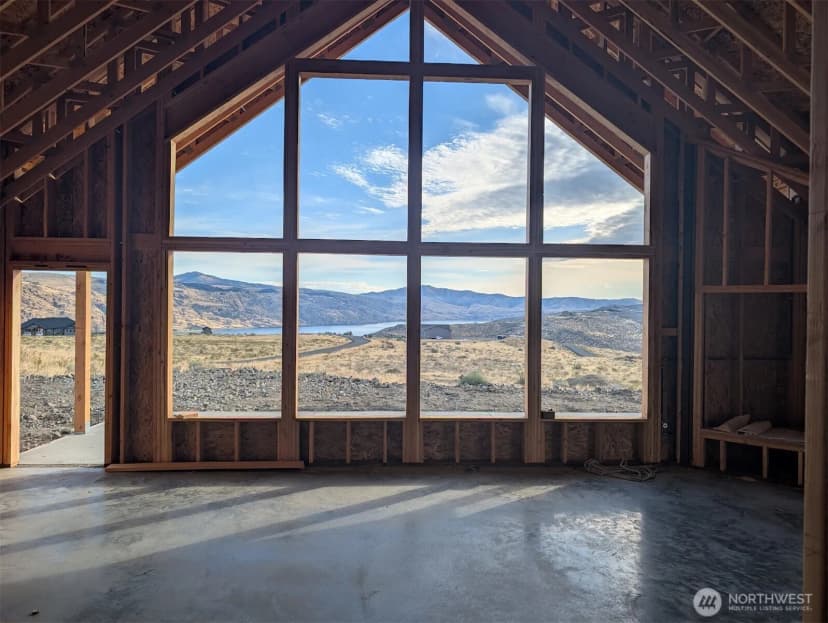Property photo for 1675 Outer Range Drive E, Grand Coulee photo 5