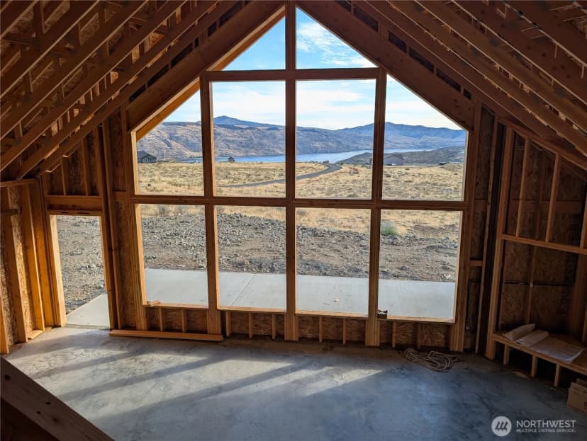Property photo for 1675 Outer Range Drive E, Grand Coulee photo 19